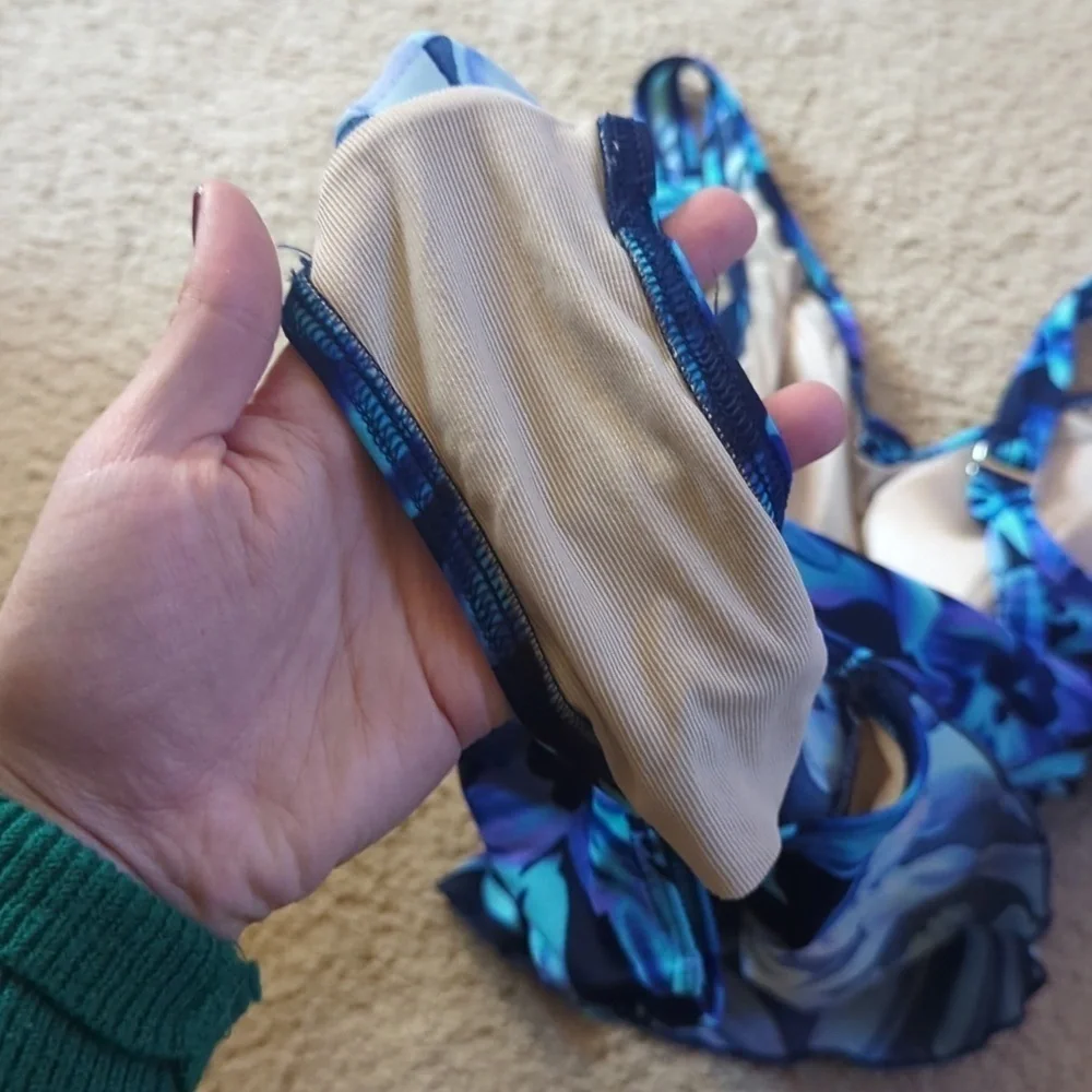 L.L Bean Blue Floral Modest One Piece Swimsuit Size 12 - Picture 10 of 10